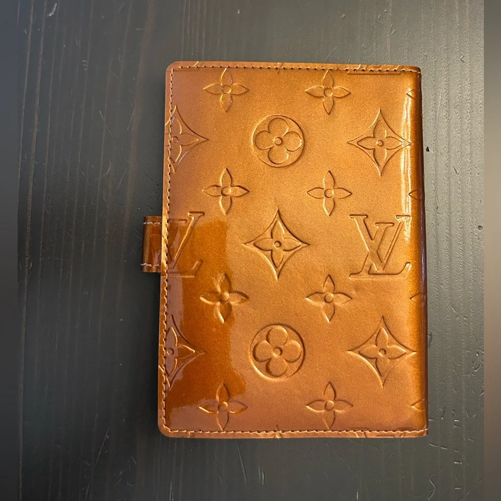 Louis Vuitton Vernis BRONZE agenda pm EUC with COA - Picture 4 of 14